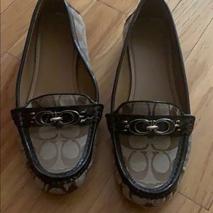 Coach Signature Logo very comfy size 10b shoes!